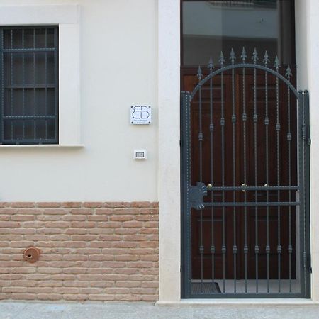 B&B Bianco Apartments Orta Nova Екстер'єр фото