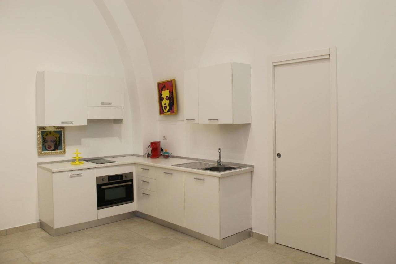 B&B Bianco Apartments Orta Nova Екстер'єр фото