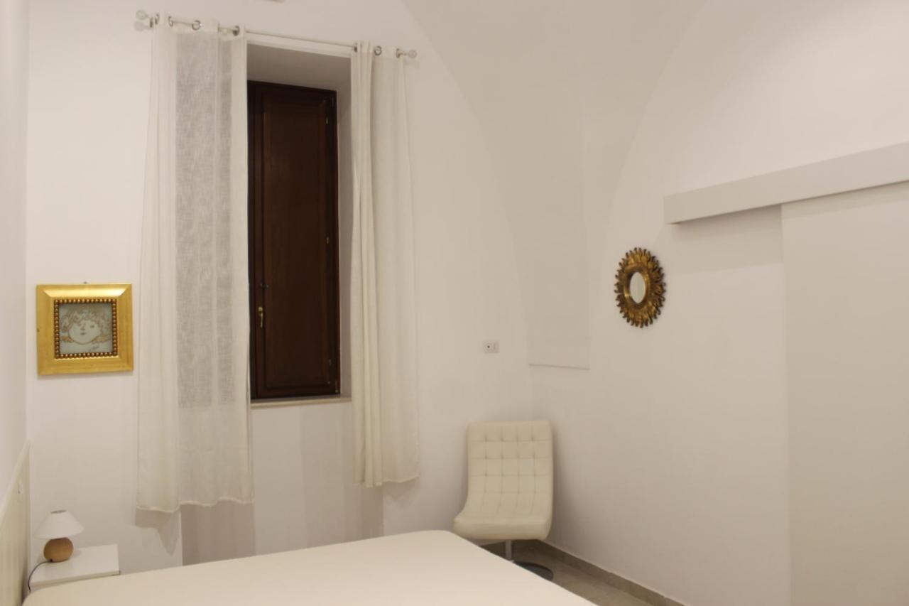 B&B Bianco Apartments Orta Nova Екстер'єр фото